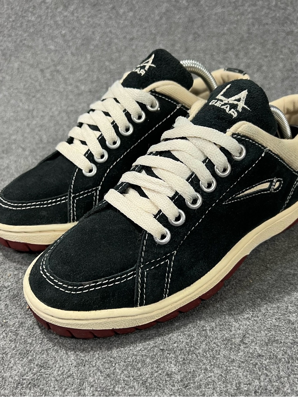 Vintage 1995 L.A. Gear Flashback Black Suede Skater Style Shoe Size 5.5